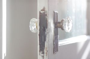 Door handle photo - glass knob on old door.jpg